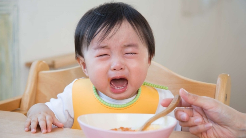 Bé 15 tháng biếng ăn phải làm sao? Giải pháp can thiệp hiệu quả 3