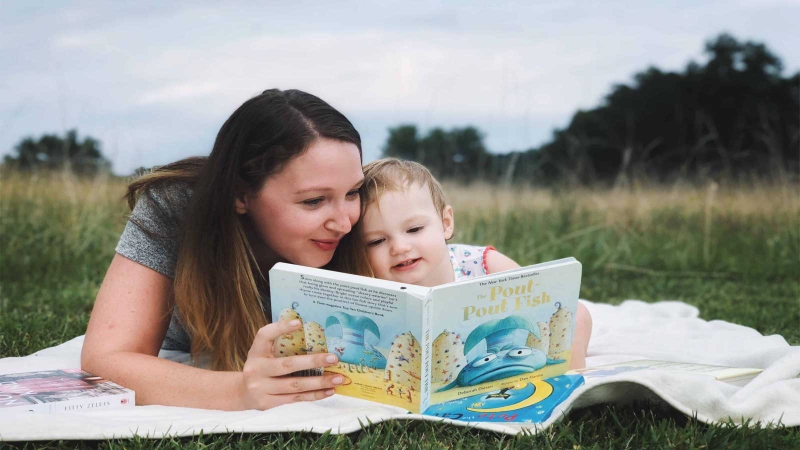 Bé 1 tuổi biết làm gì? Bí quyết giúp trẻ phát triển toàn diện hơn 3