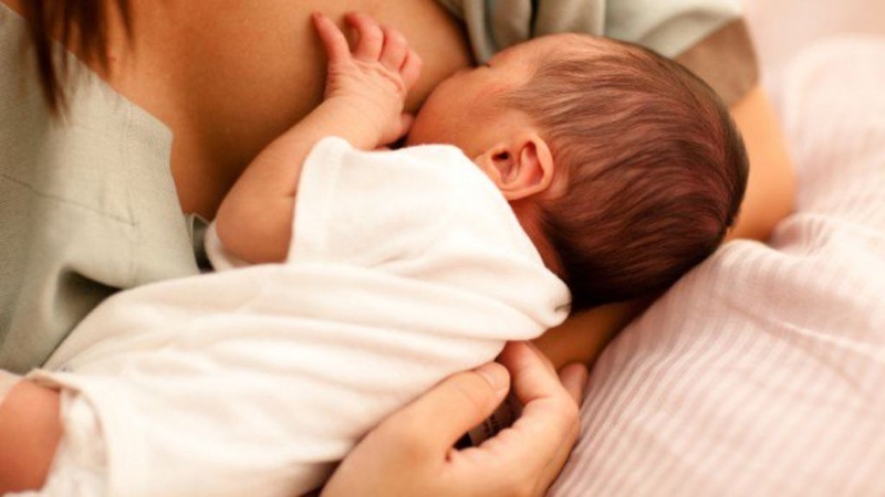 Bé 6 tuần tuổi: Đặc điểm phát triển và cách chăm sóc 2