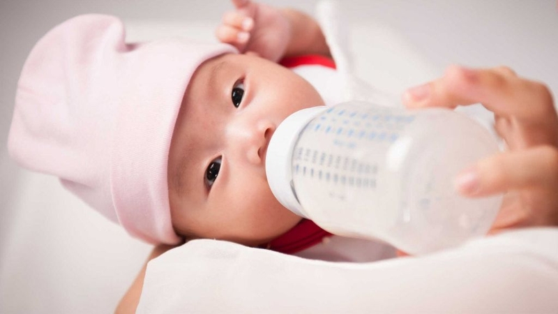 Bé 6 tuần tuổi: Đặc điểm phát triển và cách chăm sóc 3