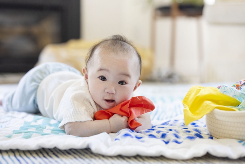 Bé 7 tháng tuổi biết làm gì: Điều quan trọng bố mẹ cần biết để nuôi dạy trẻ tốt hơn 1