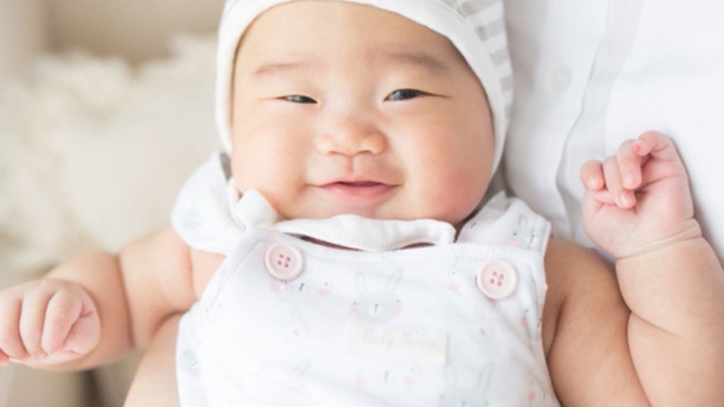 Bé 7 tuần tuổi phải chăm sóc thế nào? Mẹ bỉm cần lưu ý gì? 2