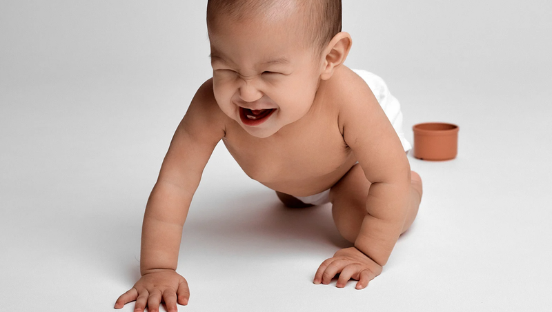 Bé 8 tháng tuổi biết làm gì? Khám phá những bước tiến đầu đời ấn tượng 1