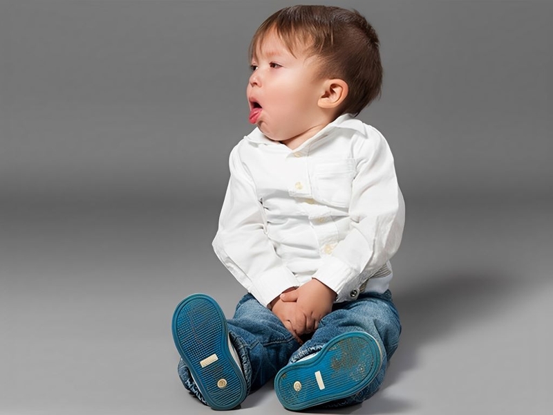 Bé bị ho khan liên tục phải làm sao? Một số bí quyết giúp điều trị triệu chứng bệnh cho bé 1