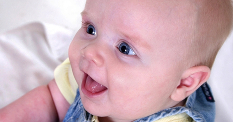 Bé bị thâm quầng mắt dưới có sao không? Nguyên nhân và cách điều trị 1