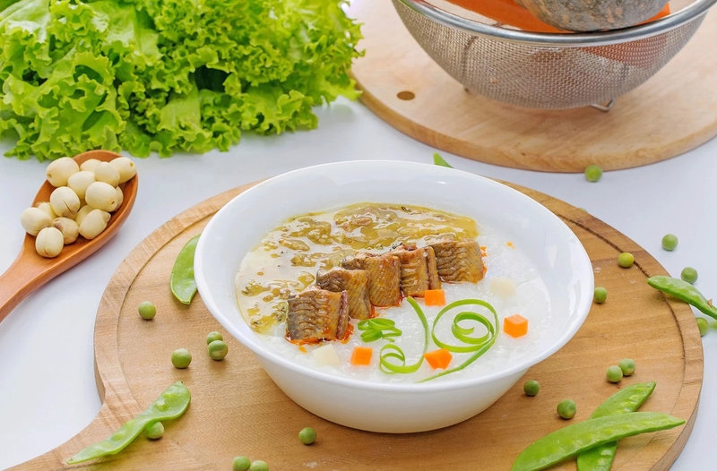 Bé mấy tháng ăn được lươn​? Có nên cho trẻ ăn thường xuyên? - 1