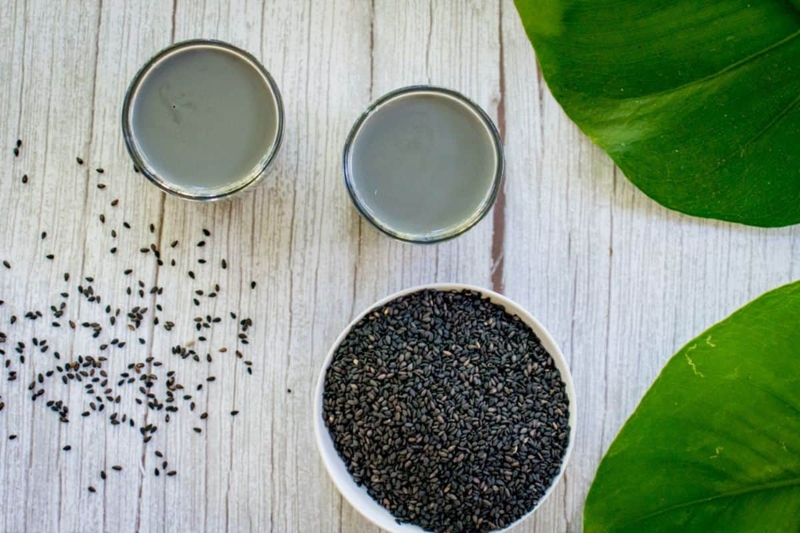 Bé mấy tháng tuổi có thể uống sữa hạt? Cho bé uống sữa hạt đúng cách 3