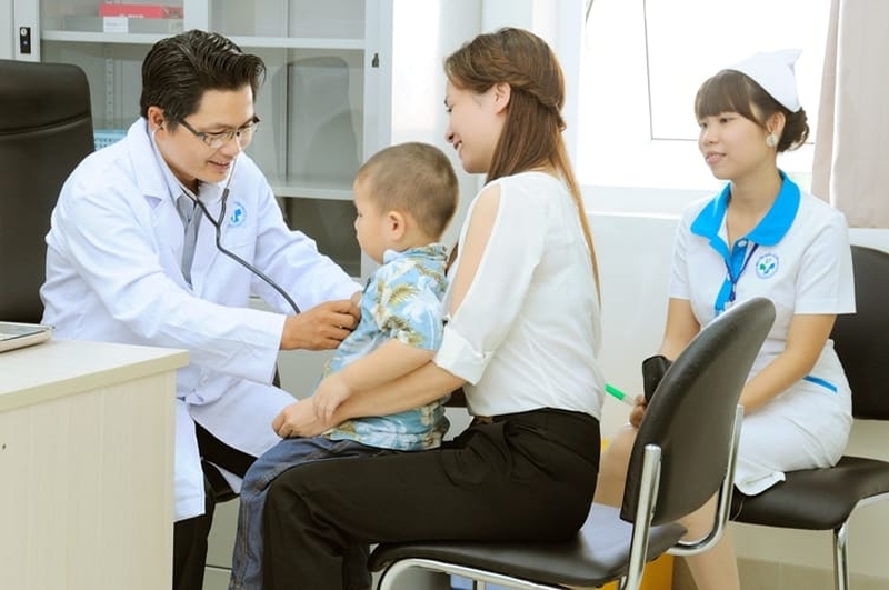 bệnh chân tay miệng ở trẻ sơ sinh-02