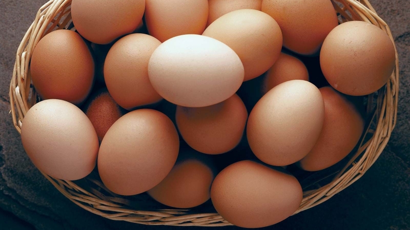 Người bị bệnh gan ăn trứng gà được không? Có tốt không? 4