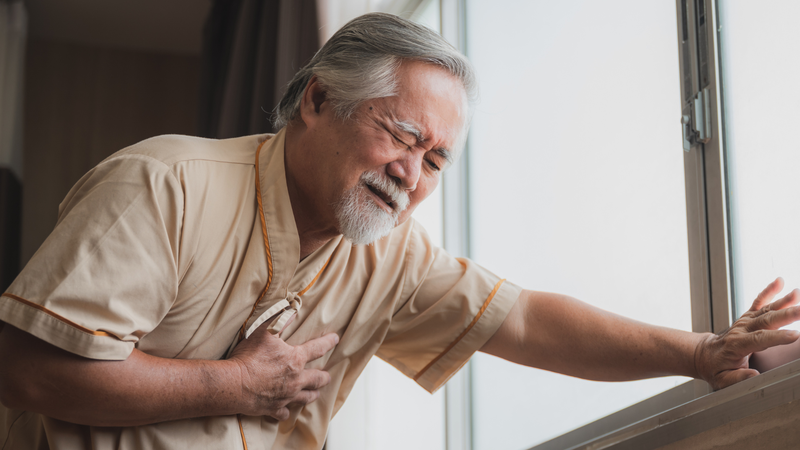 Tăng huyết áp không được kiểm soát có thể dẫn đến biến chứng nguy hiểm như nhồi máu cơ tim