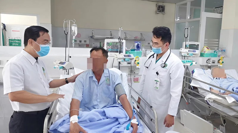 Bệnh nhân qua cơn nguy hiểm, tiếp tục được theo dõi tích cực
