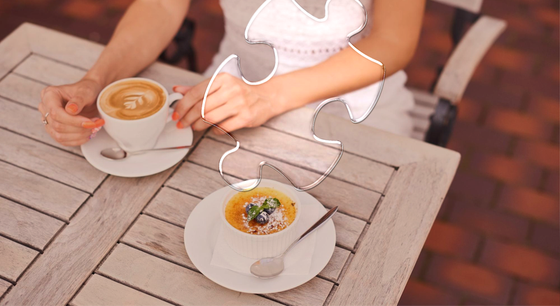 Người bệnh suy giáp cần hạn chế tiêu thụ thức uống chứa cồn và cafein