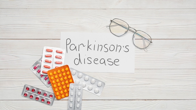 Hiện nay điều trị bằng thuốc vẫn là biện pháp đầu tay trong bệnh lý Parkinson