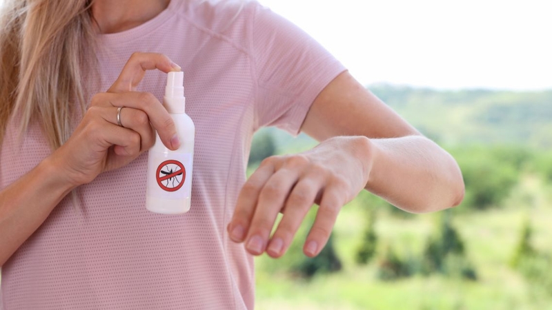 Ngủ màn và tránh muỗi đốt giúp giảm nguy cơ mắc bệnh hiệu quả