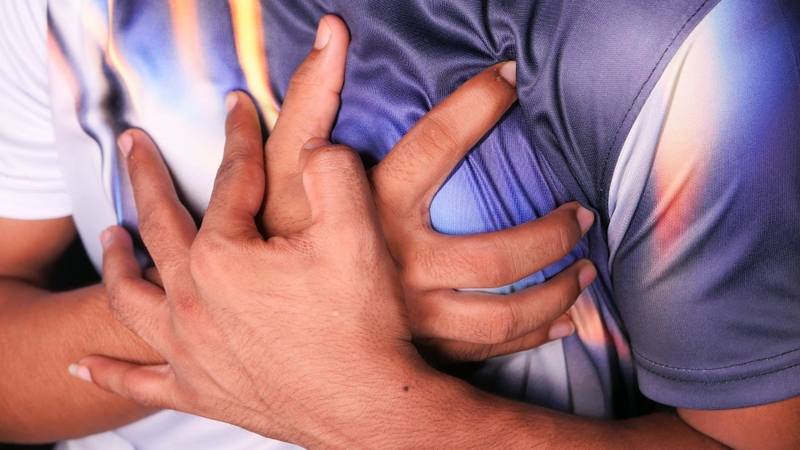 Nguyên nhân gây vôi hóa sụn sườn có thể do tuổi già 2