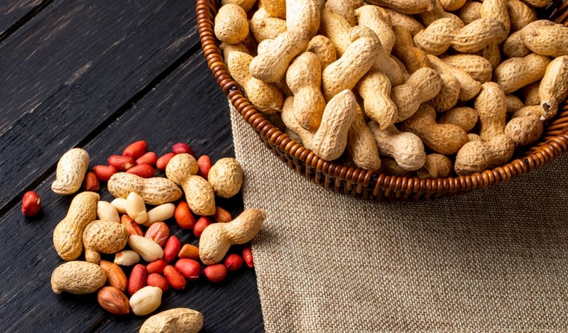 Bệnh xương khớp có nên ăn lạc không? Lưu ý khi ăn lạc 1