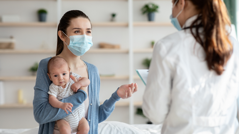 Cha mẹ nên đưa trẻ đến trung tâm Tiêm chung Long Châu để được tư vấn và lựa chọn thời điểm sử dụng Beyfortus phù hợp