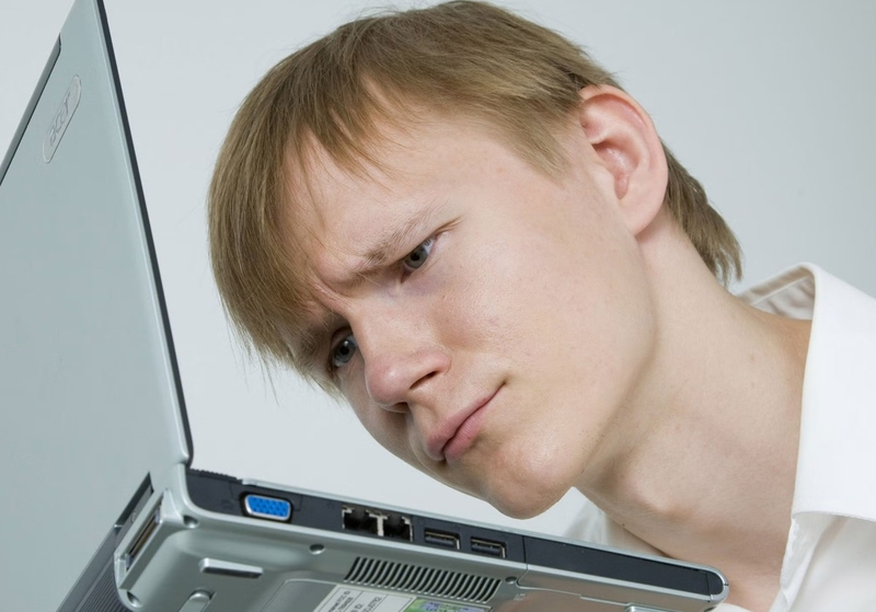 Bị cận 3 độ có nên đeo kính thường xuyên? 3