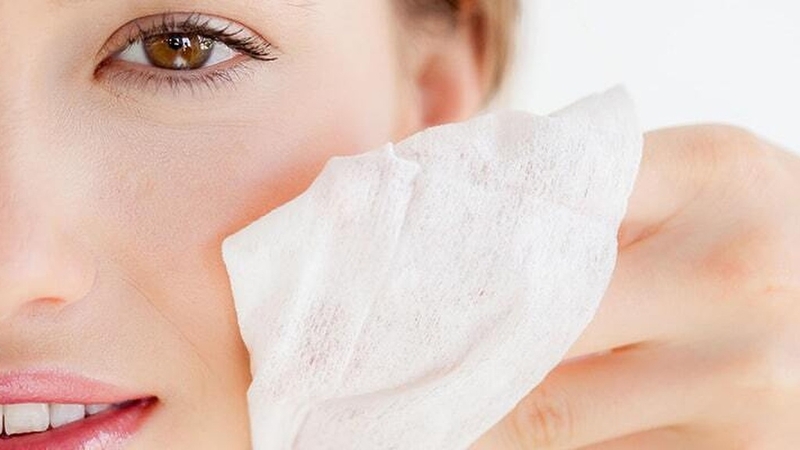 Bị dị ứng khăn giấy ướt phải làm sao? 3