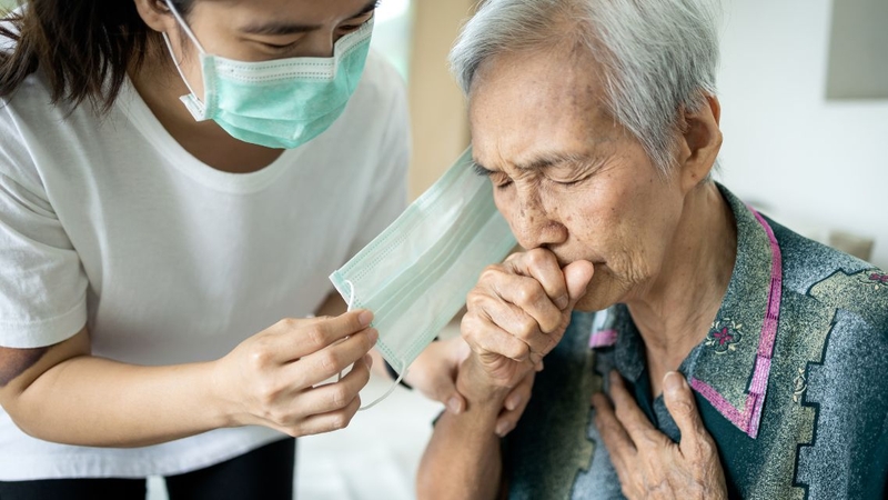 Cảm giác bị ép tim, khó thở có thể xuất phát từ nhiều nguyên nhân khác nhau