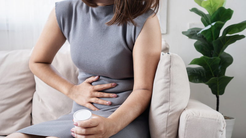 Người có triệu chứng tiêu hóa kéo dài nên thăm khám bác sĩ để được đánh giá