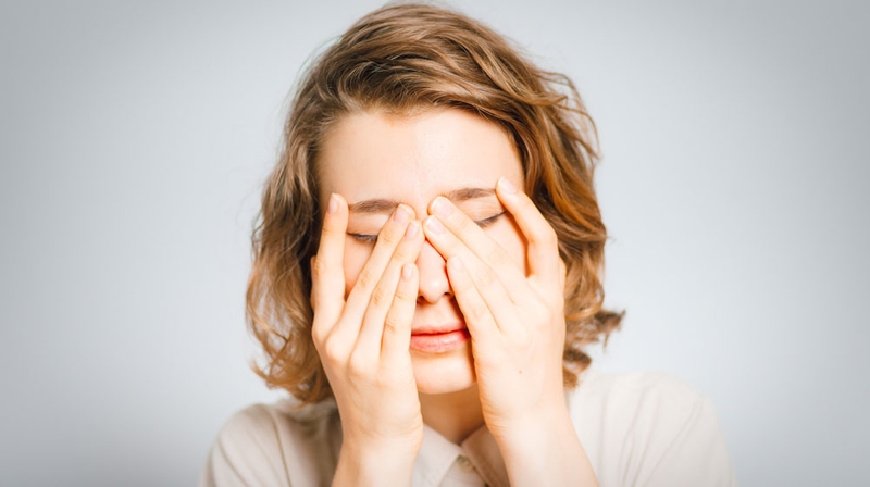 Bị khô mắt nên uống thuốc gì để chữa bệnh 2