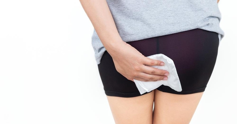 bi-loi-cuc-thit-o-hau-mon-sau-sinh-nen-lam-gi 5