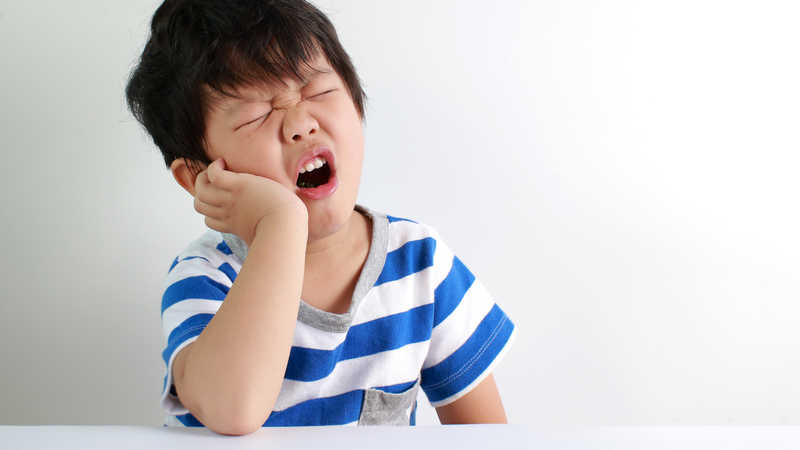 Mất răng hàm làm giảm hiệu quả nghiền thức ăn và có thể gây nhai lệch một bên