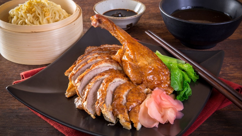 Bị mụn nhọt ăn thịt vịt được không? Ăn vừa phải và nấu chín kỹ không gây hại