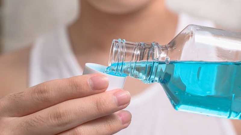 Bị nhiệt miệng khi niềng răng phải làm sao? Cách xử lý hiệu quả 4