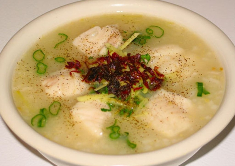 Bí quyết giúp mẹ nấu cháo cá tầm cho bé ăn dặm thơm ngọt không tanh2