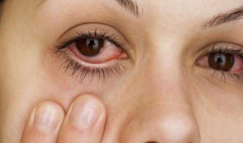 rách giác mạc có ảnh hưởng gì