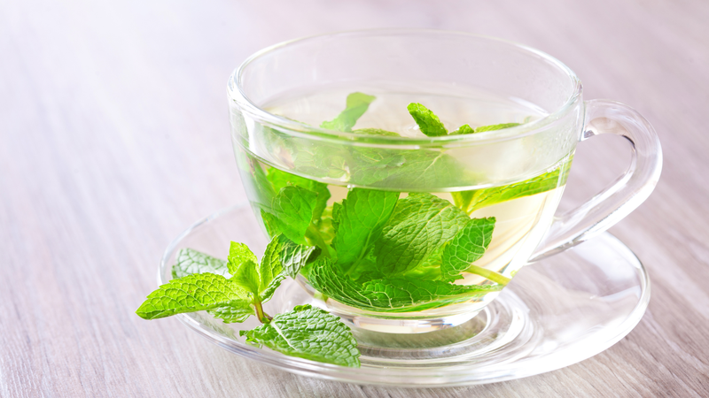 Trà bạc hà hỗ trợ tiêu hóa, giúp thư giãn tinh thần và giảm co thắt dạ dày
