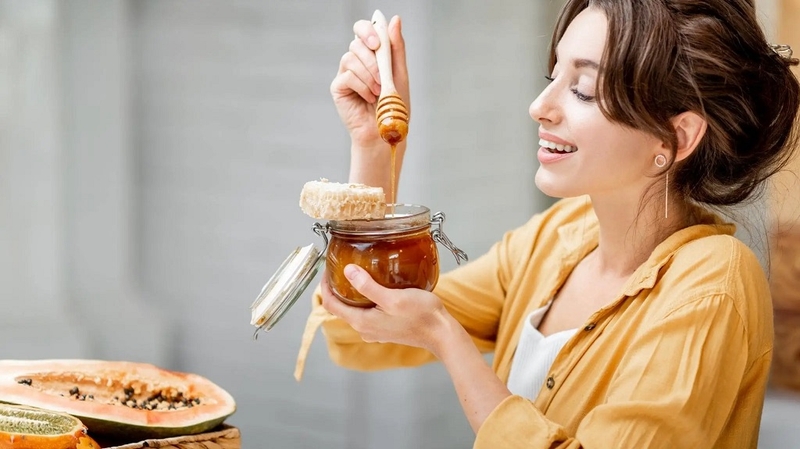 Bị sỏi mật có uống được mật ong không? Cách dùng mật ong chữa sỏi mật hiệu quả 4