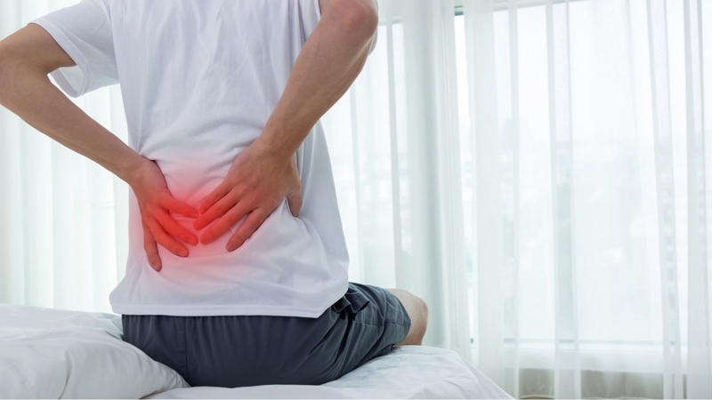 Thoát vị đĩa đệm có thể ảnh hưởng đến đời sống tình dục do gây đau và hạn chế vận động