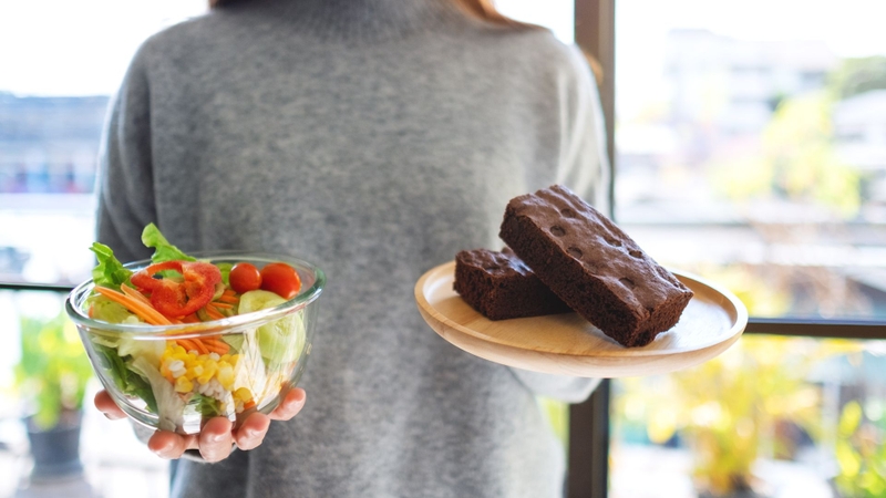 Bị viêm gan B kiêng ăn gì? Danh sách thực phẩm cần tránh để bảo vệ gan 3