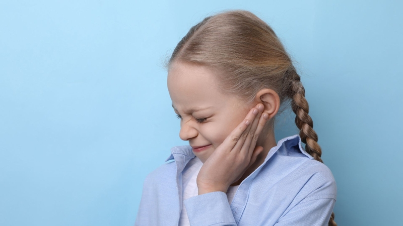 Bị viêm tai ngoài có nguy hiểm không và điều trị như thế nào? 1