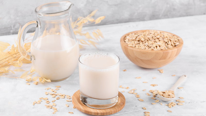 Sữa yến mạch chứa nhiều chất xơ hòa tan, đặc biệt là beta-glucan, giúp cải thiện hoạt động của hệ tiêu hóa