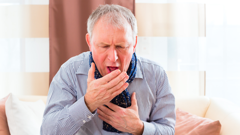 Người cao tuổi dễ chịu ảnh hưởng nặng nề hơn khi mắc cúm