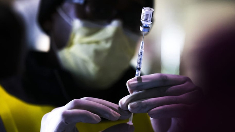 Các nhà khoa học đang chạy đua để tìm hiểu biến thể mới Omicron3