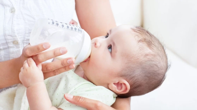 Biếng ăn tâm lý ở trẻ 4 tháng tuổi: Nguyên nhân, biểu hiện và cách khắc phục 4