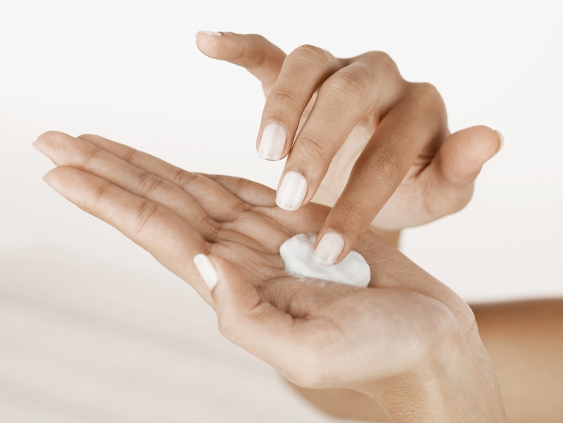 Biểu hiện và cách chữa trị bệnh dị ứng xi măng 2