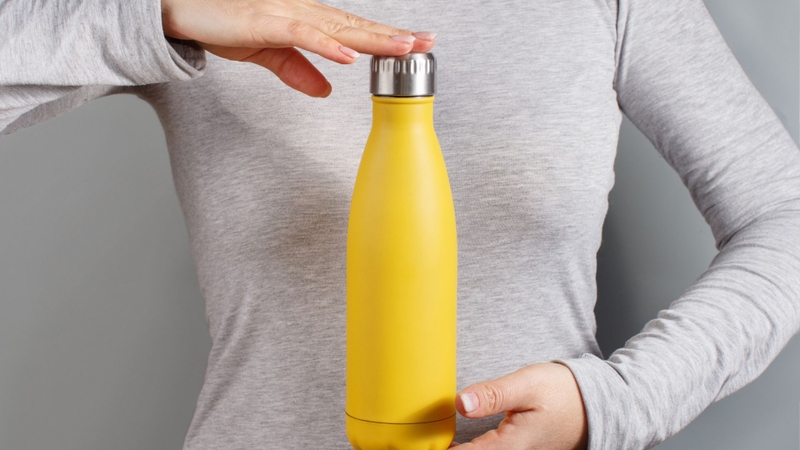 Bình nước không sạch có thể làm tăng nguy cơ nhiễm trùng tiêu hóa