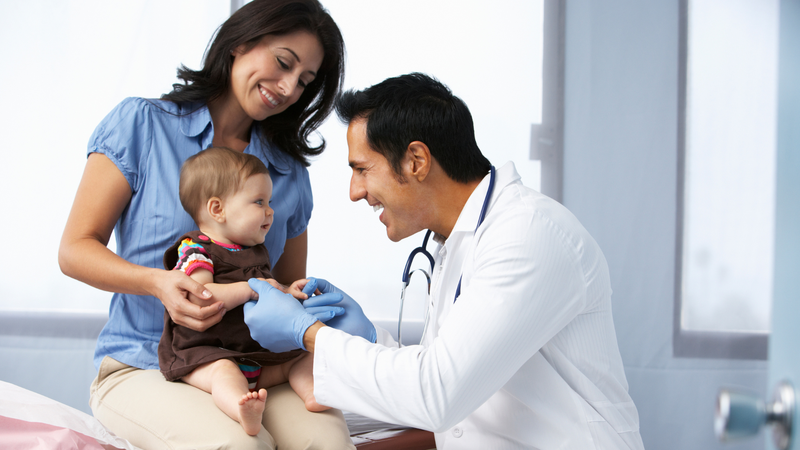 Cha mẹ nên tuân thủ đúng liều, đúng thời gian và tái khám theo hướng dẫn bác sĩ