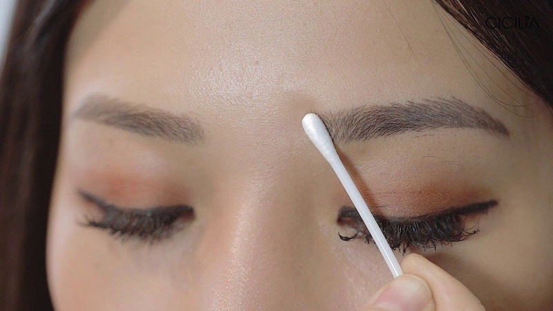 Bỏ túi cách làm lông mày rậm bằng mật ong hiệu quả  2