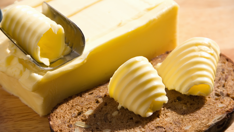 Bơ và phô mai có gì khác nhau? Sự khác biệt và lưu ý tốt nhất cho sức khỏe 1