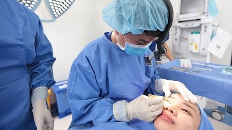 Bỏng giác mạc: Nguyên nhân, biến chứng và cách xử trí 3