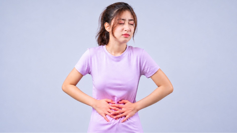 Tắc nghẽn đại tràng có thể gây đau bụng, chướng bụng và bí trung đại tiện