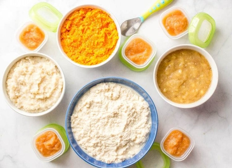 Cách nấu bột ăn dặm cho bé 5 tháng tuổi đơn giản! 3