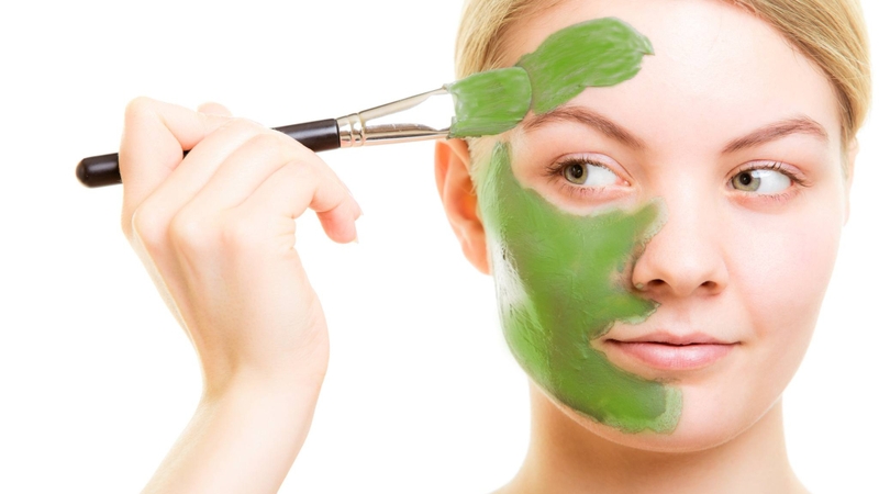 Công dụng làm đẹp từ bột trà xanh với sữa tươi không đường 3